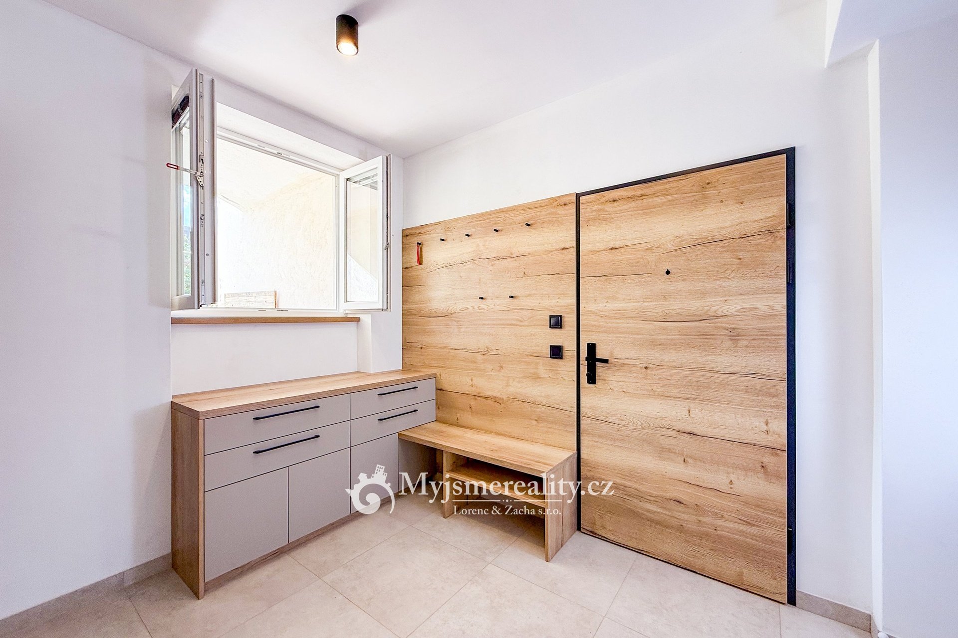 Fotografie k pronájmu nemovitosti