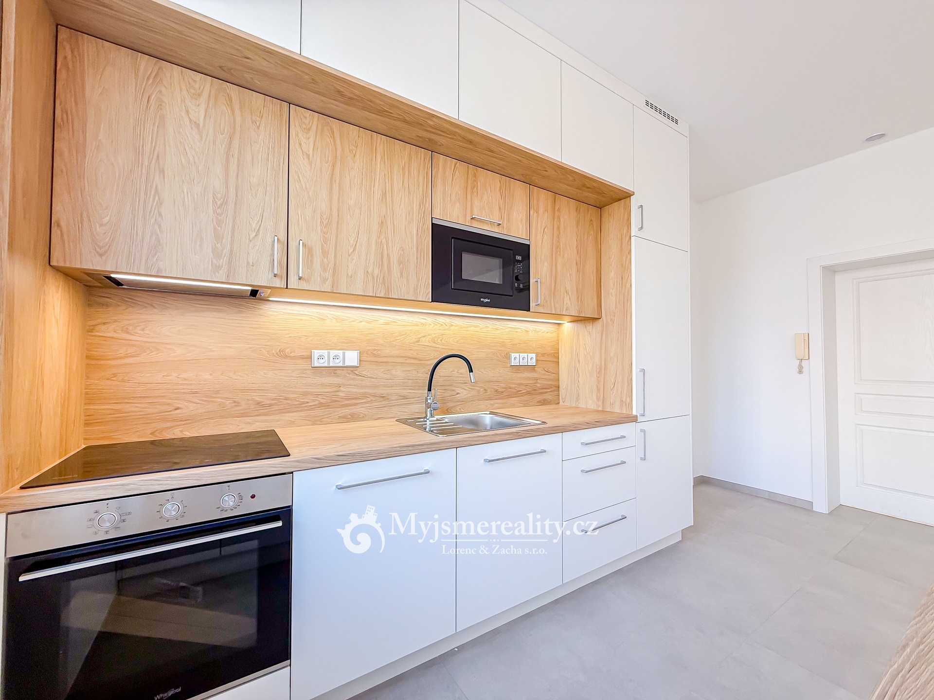 Fotografie k pronájmu nemovitosti