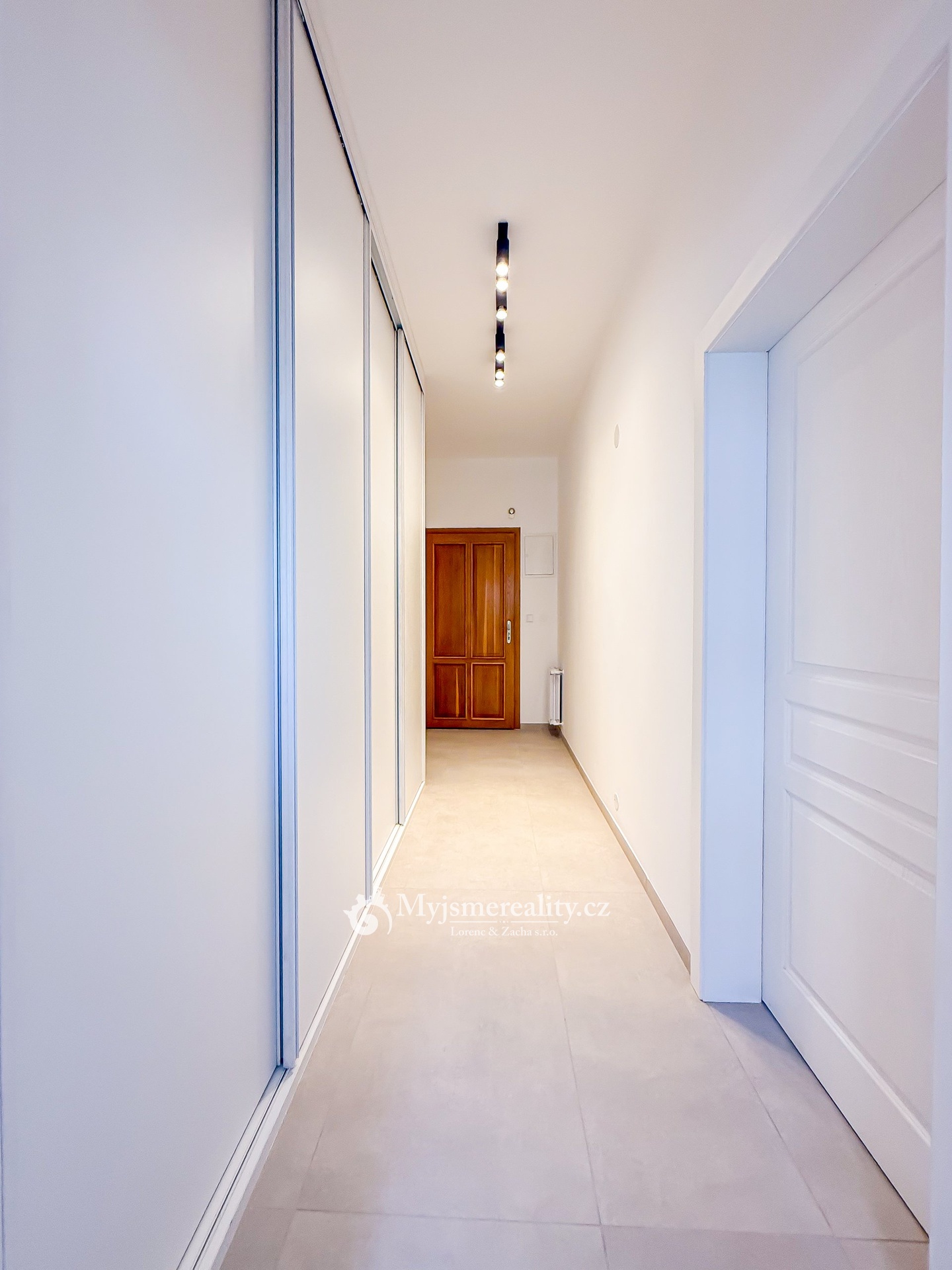 Fotografie k pronájmu nemovitosti