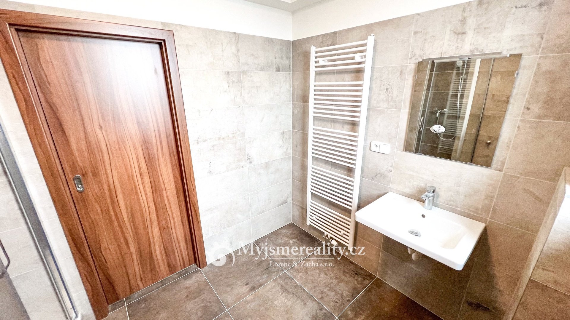 Fotografie k pronájmu nemovitosti