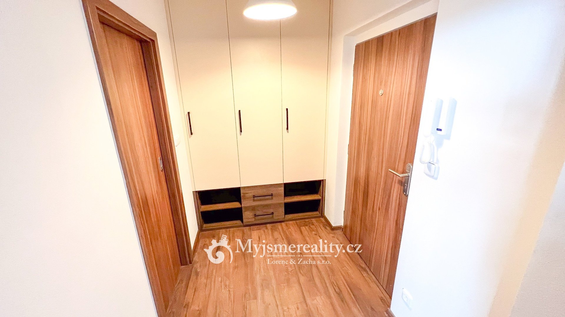 Fotografie k pronájmu nemovitosti