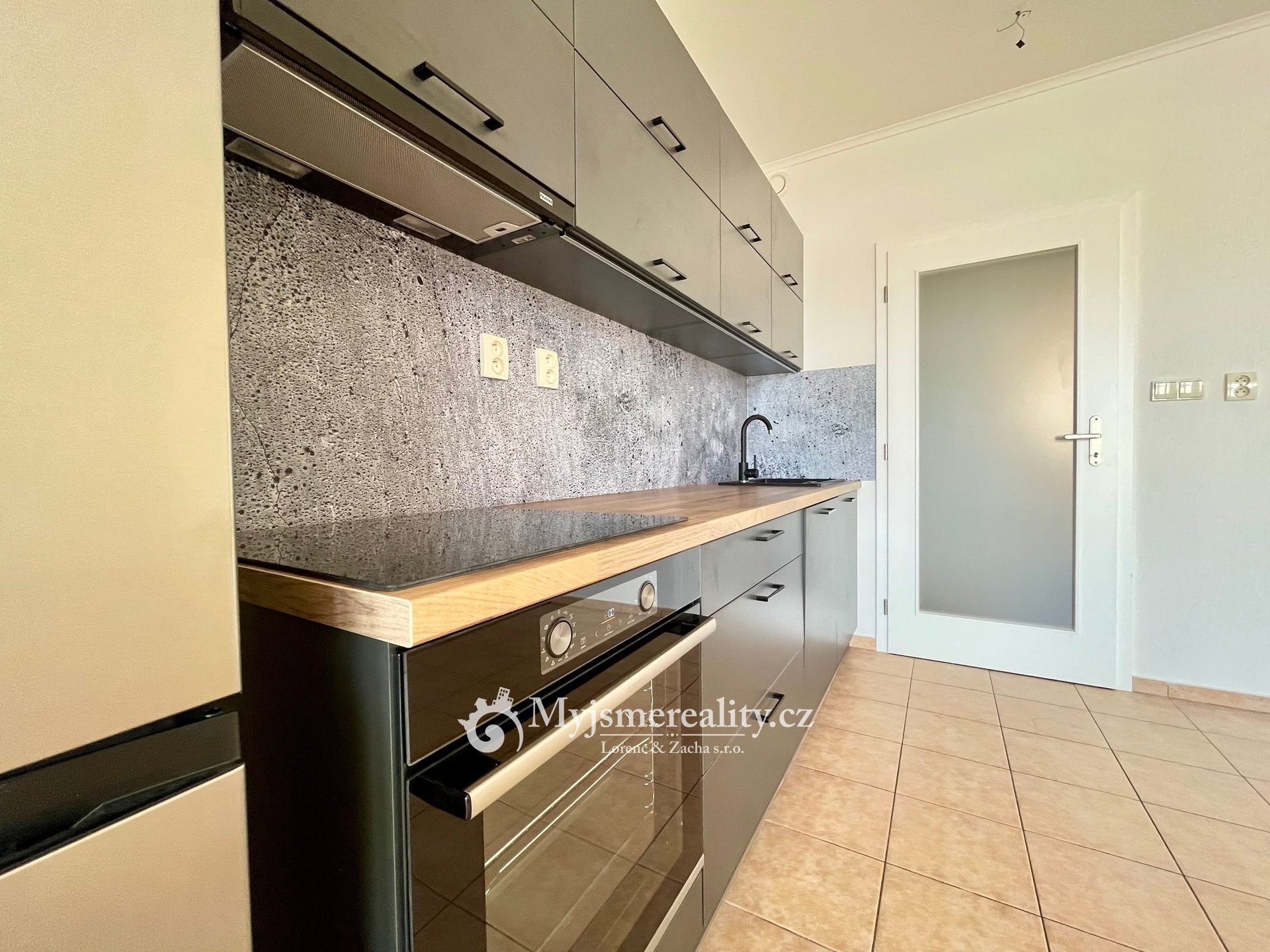 Fotografie k pronájmu nemovitosti