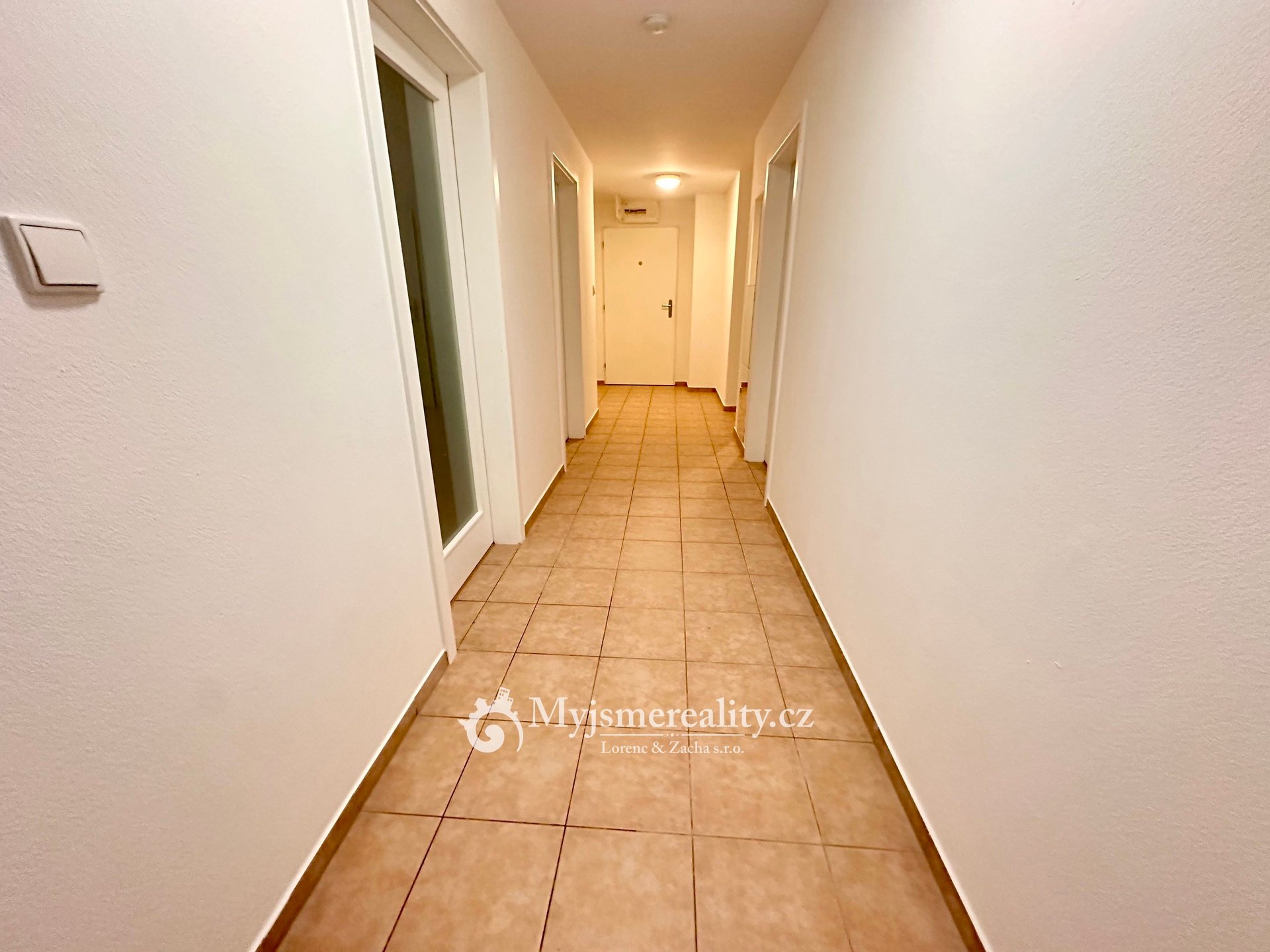 Fotografie k pronájmu nemovitosti