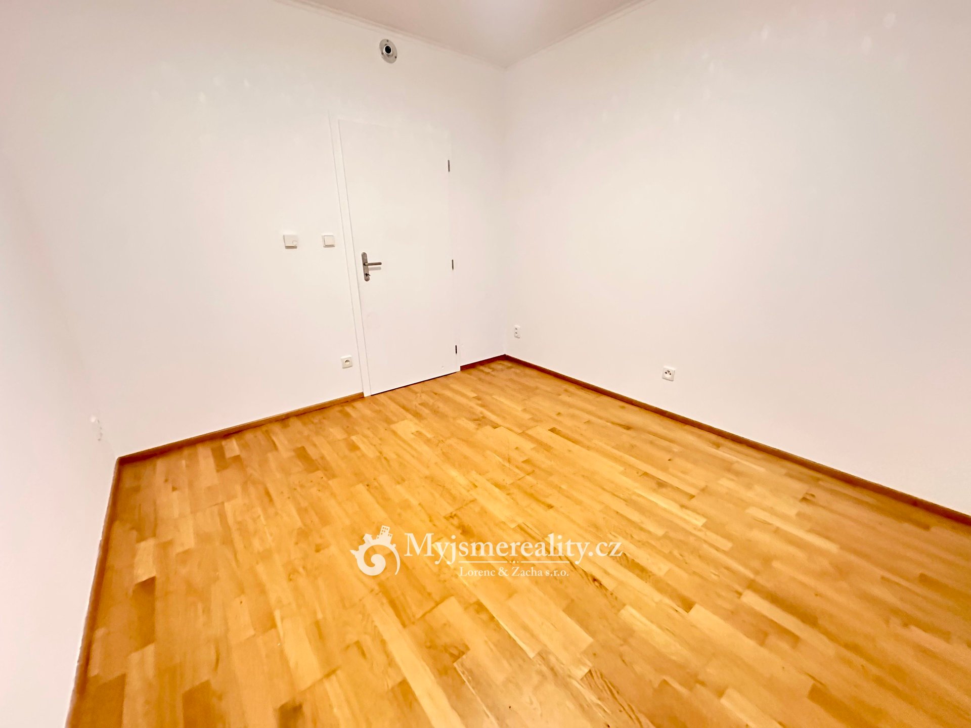 Fotografie k pronájmu nemovitosti