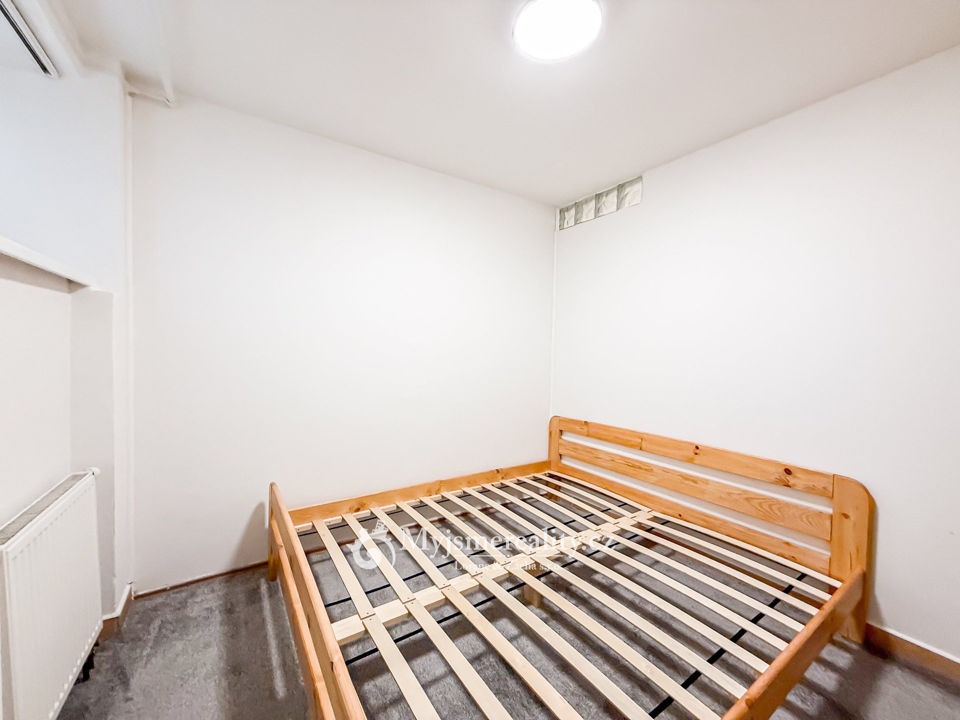 Fotografie k pronájmu nemovitosti