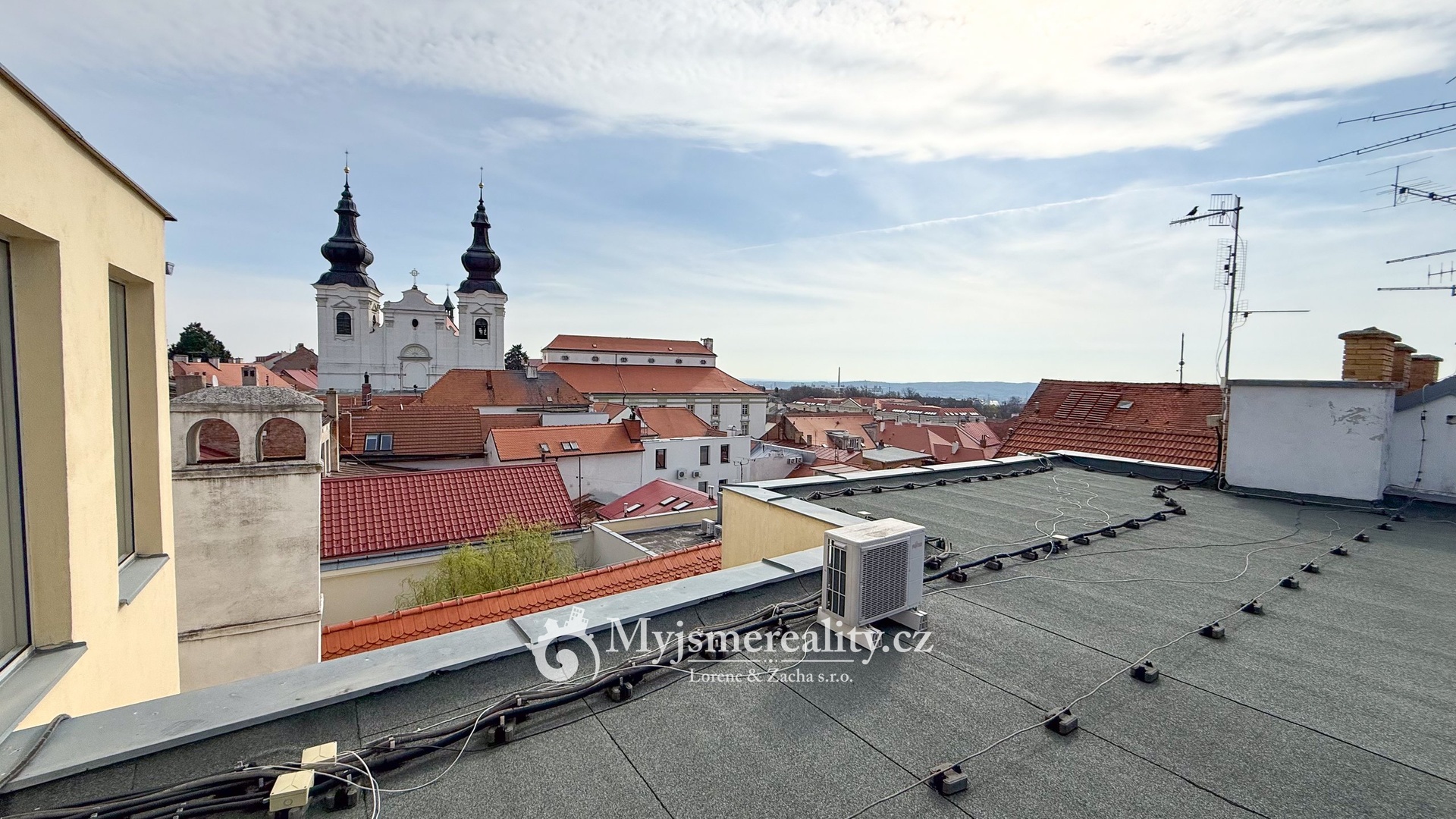 Fotografie k pronájmu nemovitosti