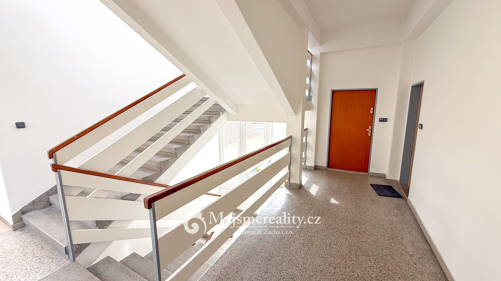 Fotografie k pronájmu nemovitosti