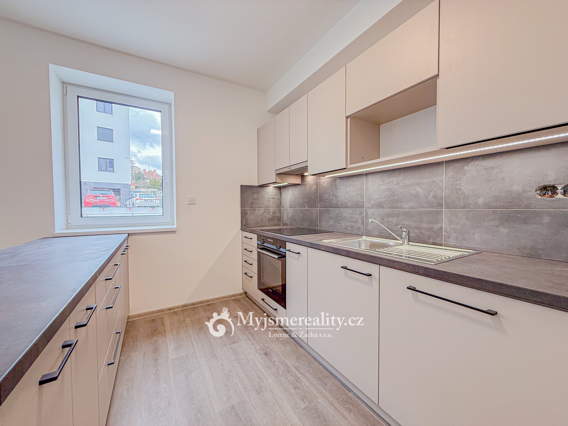 Fotografie k pronájmu nemovitosti